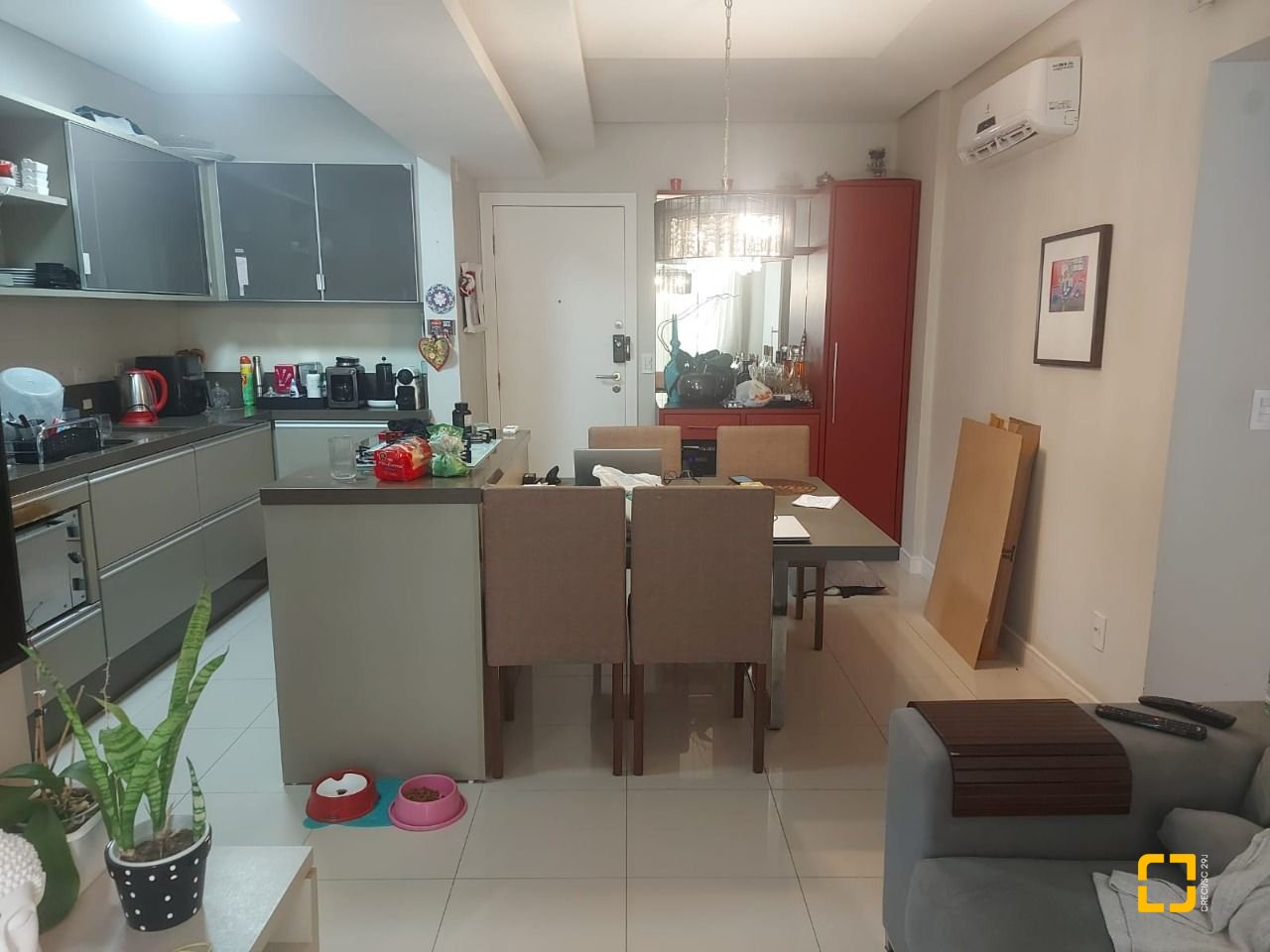Apartamento com 69m², 3 quartos (sendo 1 suíte), 1 garagem, no bairro Itacorubi em Florianópolis