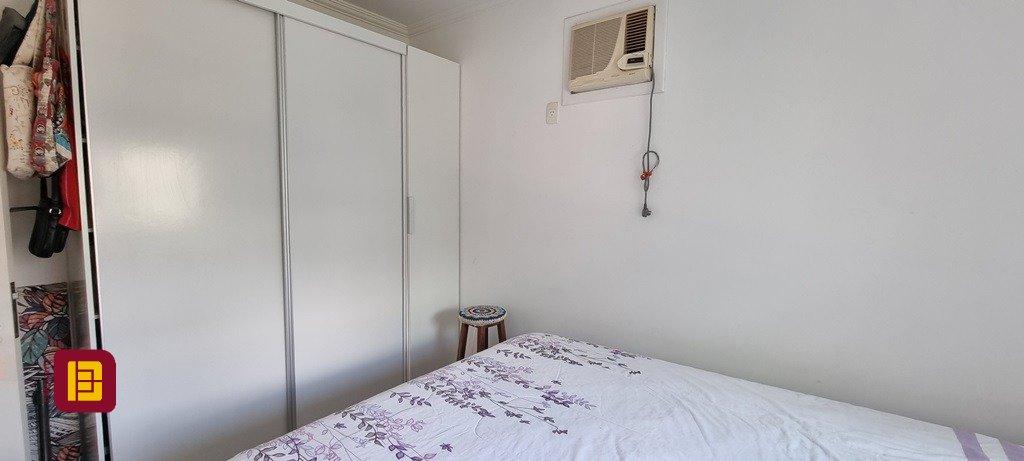 Apartamento com 74m², 4 quartos (sendo 2 suítes), 1 garagem, no bairro Canasvieiras em Florianópolis