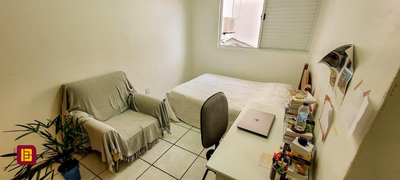 Cobertura com 226m², 6 quartos (sendo 2 suítes), 2 garagens, no bairro Ingleses em Florianópolis