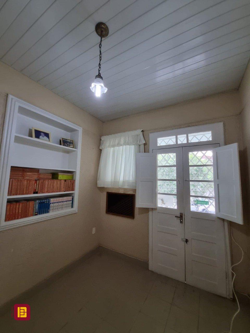 Casa com 126m², no bairro Centro em Florianópolis