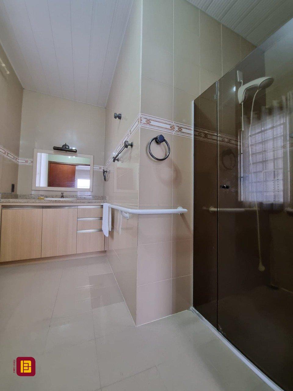 Casa com 126m², no bairro Centro em Florianópolis