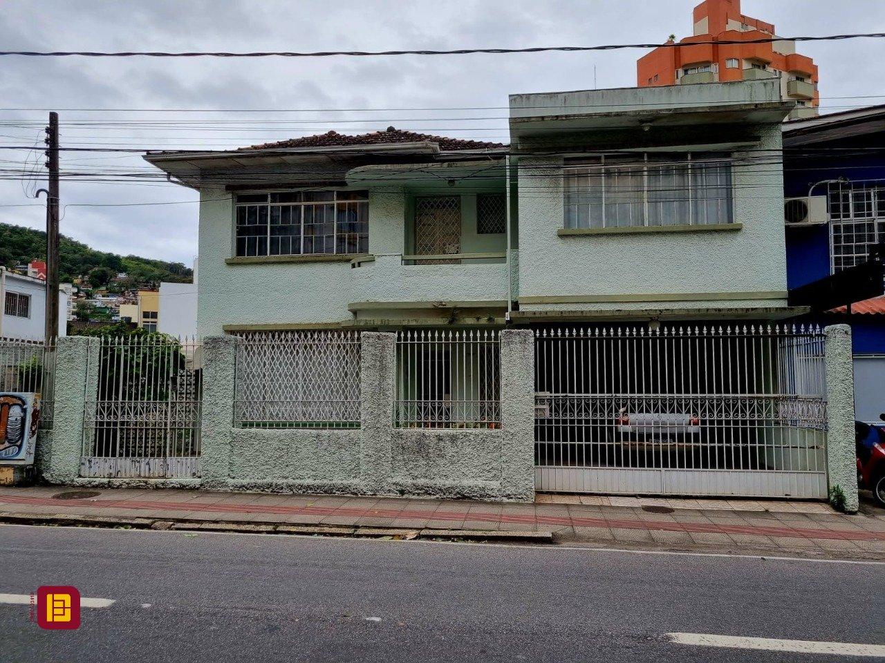 Casa com 126m², no bairro Centro em Florianópolis