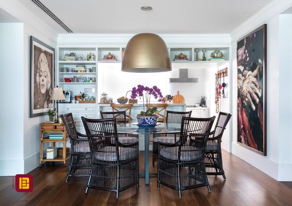 Apartamento com 305m², 5 quartos (sendo 1 suíte), 4 garagens, no bairro Campeche em Florianópolis