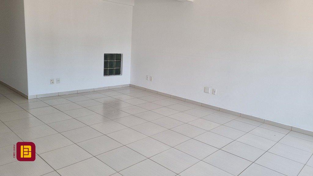 Sala com 180m², no bairro Centro em Florianópolis