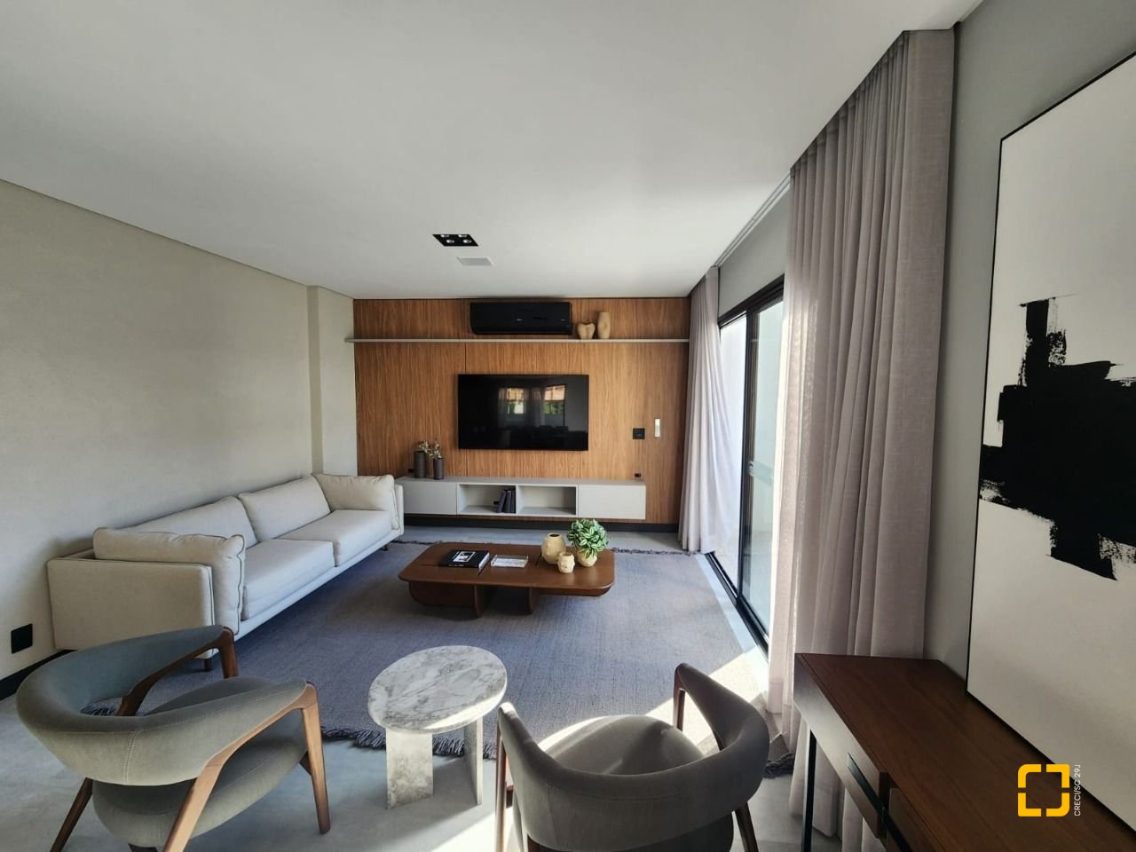 Apartamento com 31m², 1 quarto, 1 garagem, no bairro Centro em Florianópolis