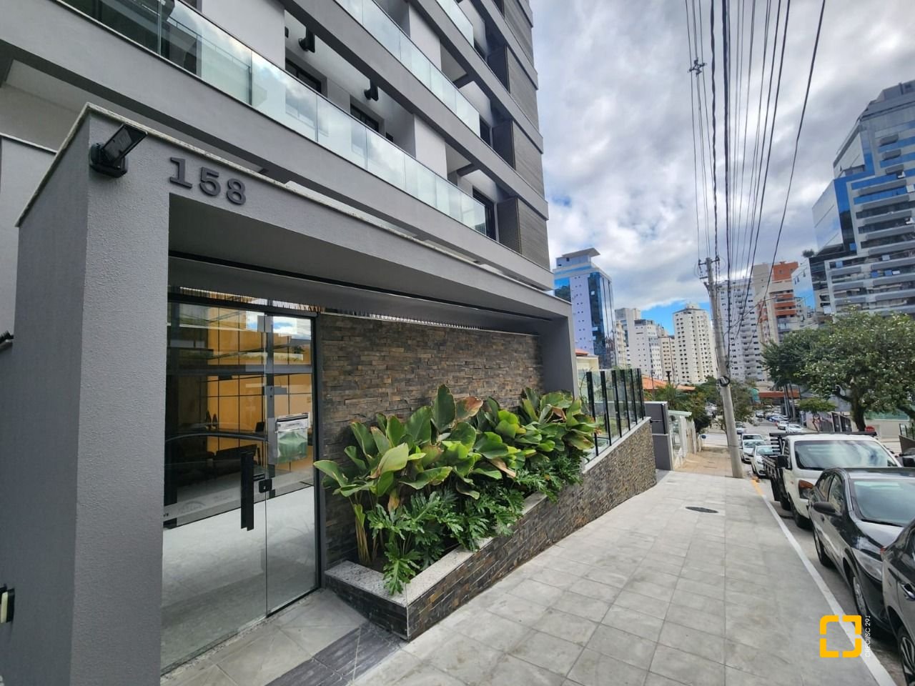 Apartamento com 31m², 1 quarto, 1 garagem, no bairro Centro em Florianópolis