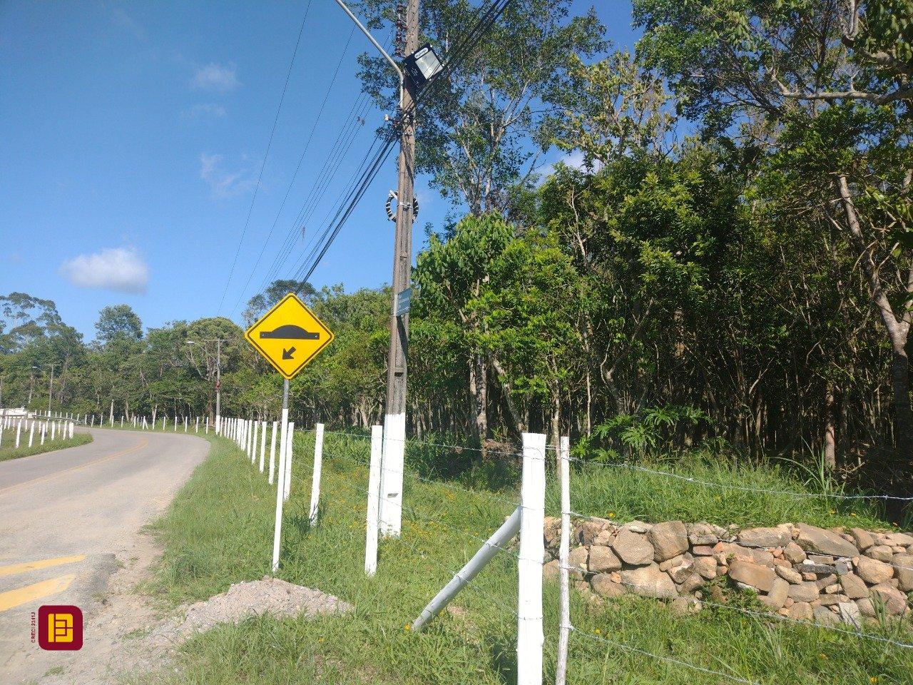Terreno com 6394m², no bairro Ratones em Florianópolis