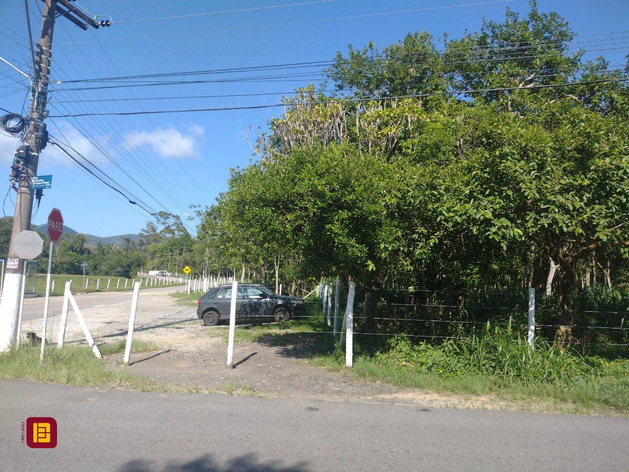 Terreno com 6394m², no bairro Ratones em Florianópolis