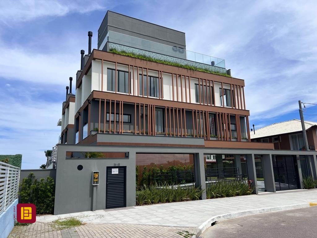 Loft com 42m², 1 quarto (sendo 1 suíte), 1 garagem, no bairro Novo Campeche em Florianópolis
