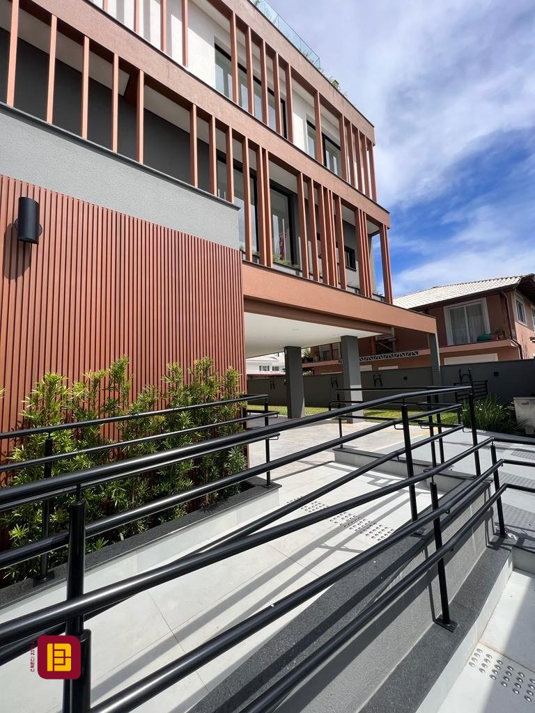 Loft com 42m², 1 quarto (sendo 1 suíte), 1 garagem, no bairro Novo Campeche em Florianópolis