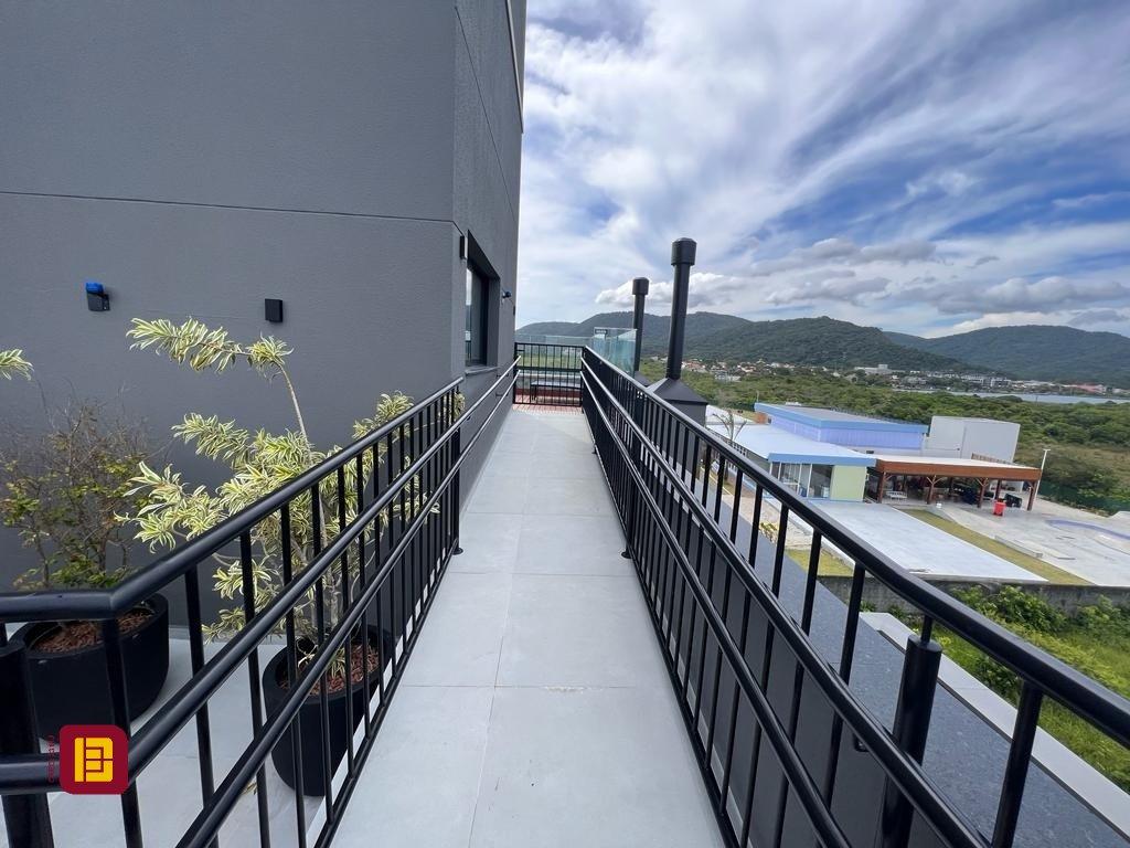 Loft com 42m², 1 quarto (sendo 1 suíte), 1 garagem, no bairro Novo Campeche em Florianópolis