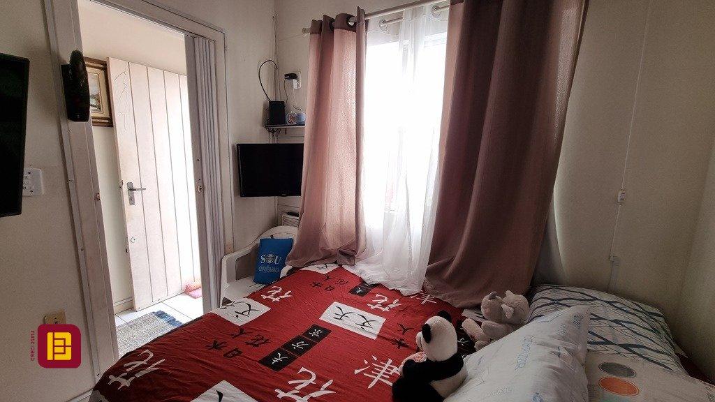 Apartamento com 77m², 3 quartos (sendo 1 suíte), 2 garagens, no bairro Santinho em Florianópolis