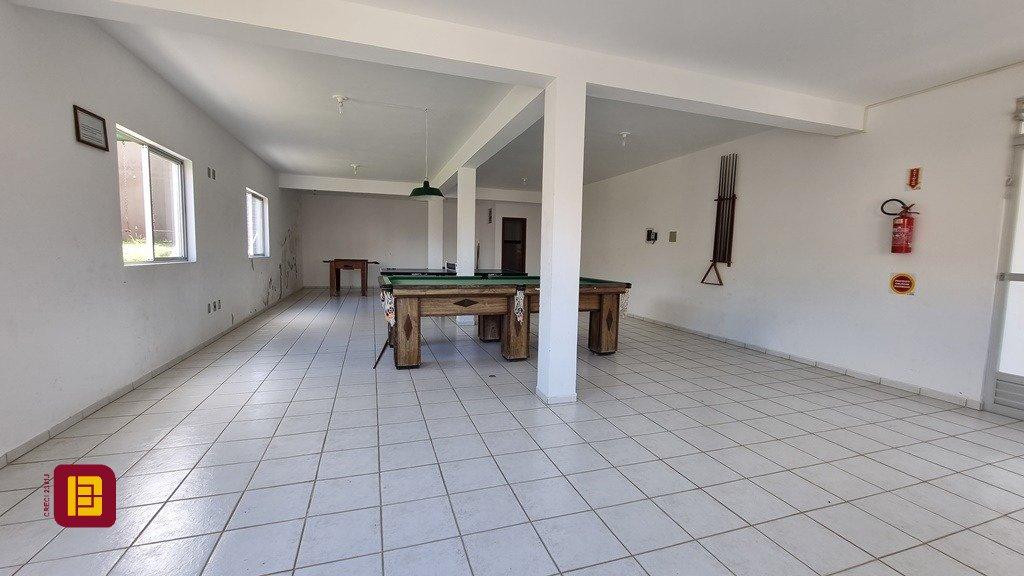 Apartamento com 77m², 3 quartos (sendo 1 suíte), 2 garagens, no bairro Santinho em Florianópolis