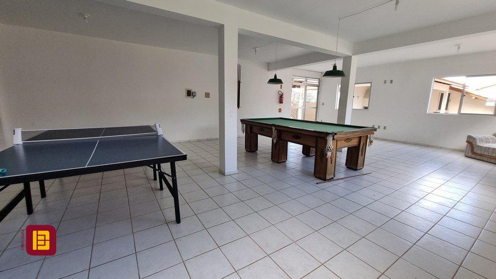Apartamento com 77m², 3 quartos (sendo 1 suíte), 2 garagens, no bairro Santinho em Florianópolis