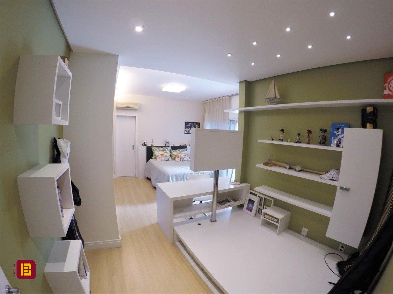 Casa de Condomínio com 393m², 4 quartos (sendo 4 suítes), 2 garagens, no bairro Santa Mônica em Florianópolis