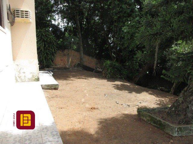 Casa com 160m², 5 quartos (sendo 1 suíte), 2 garagens, no bairro Saco dos Limões em Florianópolis