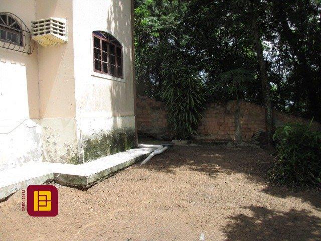 Casa com 160m², 5 quartos (sendo 1 suíte), 2 garagens, no bairro Saco dos Limões em Florianópolis