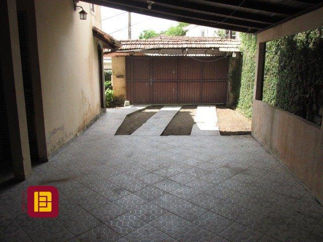 Casa com 160m², 5 quartos (sendo 1 suíte), 2 garagens, no bairro Saco dos Limões em Florianópolis