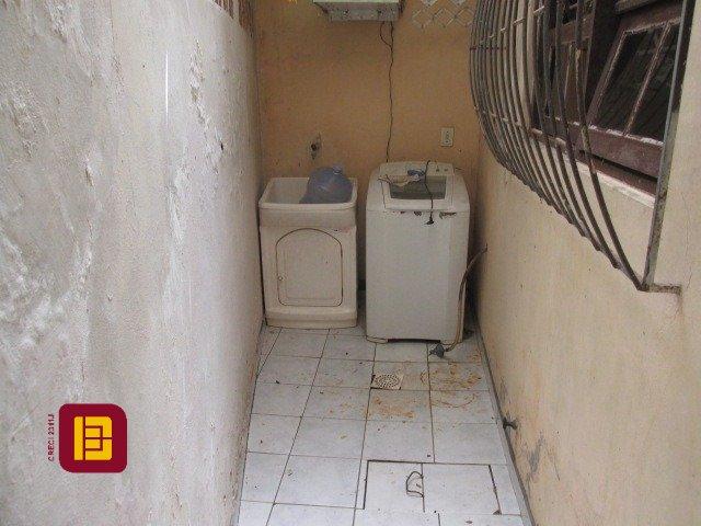 Casa com 160m², 5 quartos (sendo 1 suíte), 2 garagens, no bairro Saco dos Limões em Florianópolis