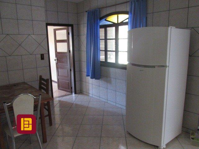 Casa com 160m², 5 quartos (sendo 1 suíte), 2 garagens, no bairro Saco dos Limões em Florianópolis