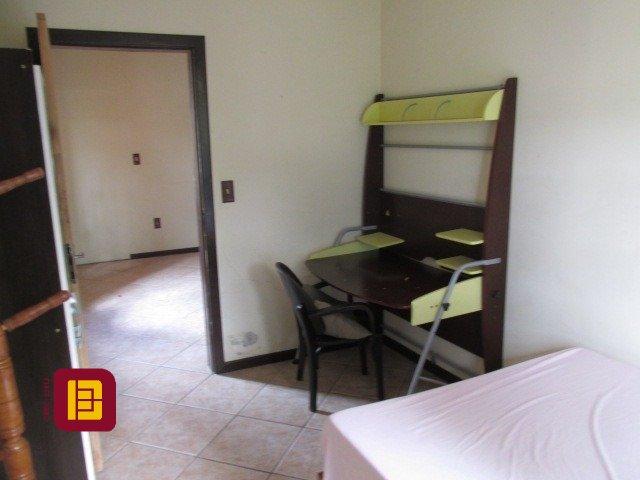 Casa com 160m², 5 quartos (sendo 1 suíte), 2 garagens, no bairro Saco dos Limões em Florianópolis