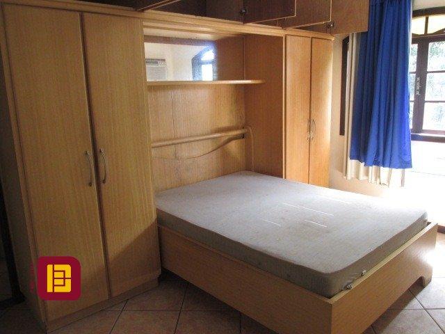 Casa com 160m², 5 quartos (sendo 1 suíte), 2 garagens, no bairro Saco dos Limões em Florianópolis