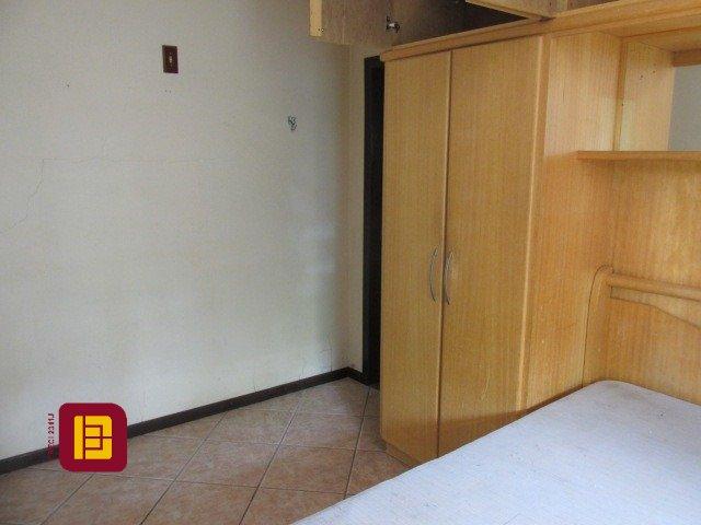 Casa com 160m², 5 quartos (sendo 1 suíte), 2 garagens, no bairro Saco dos Limões em Florianópolis