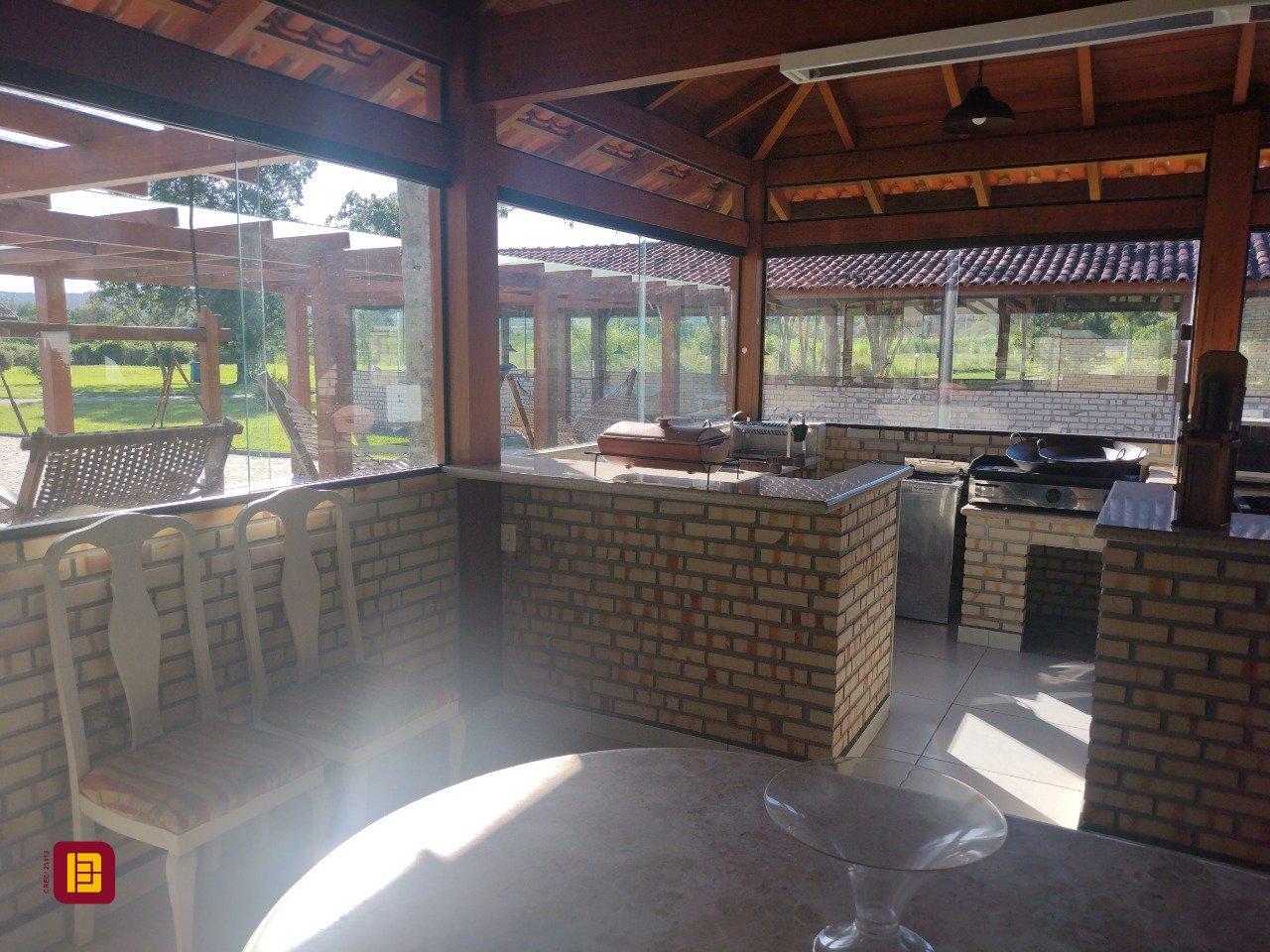 Terreno com 35000m², no bairro Ratones em Florianópolis