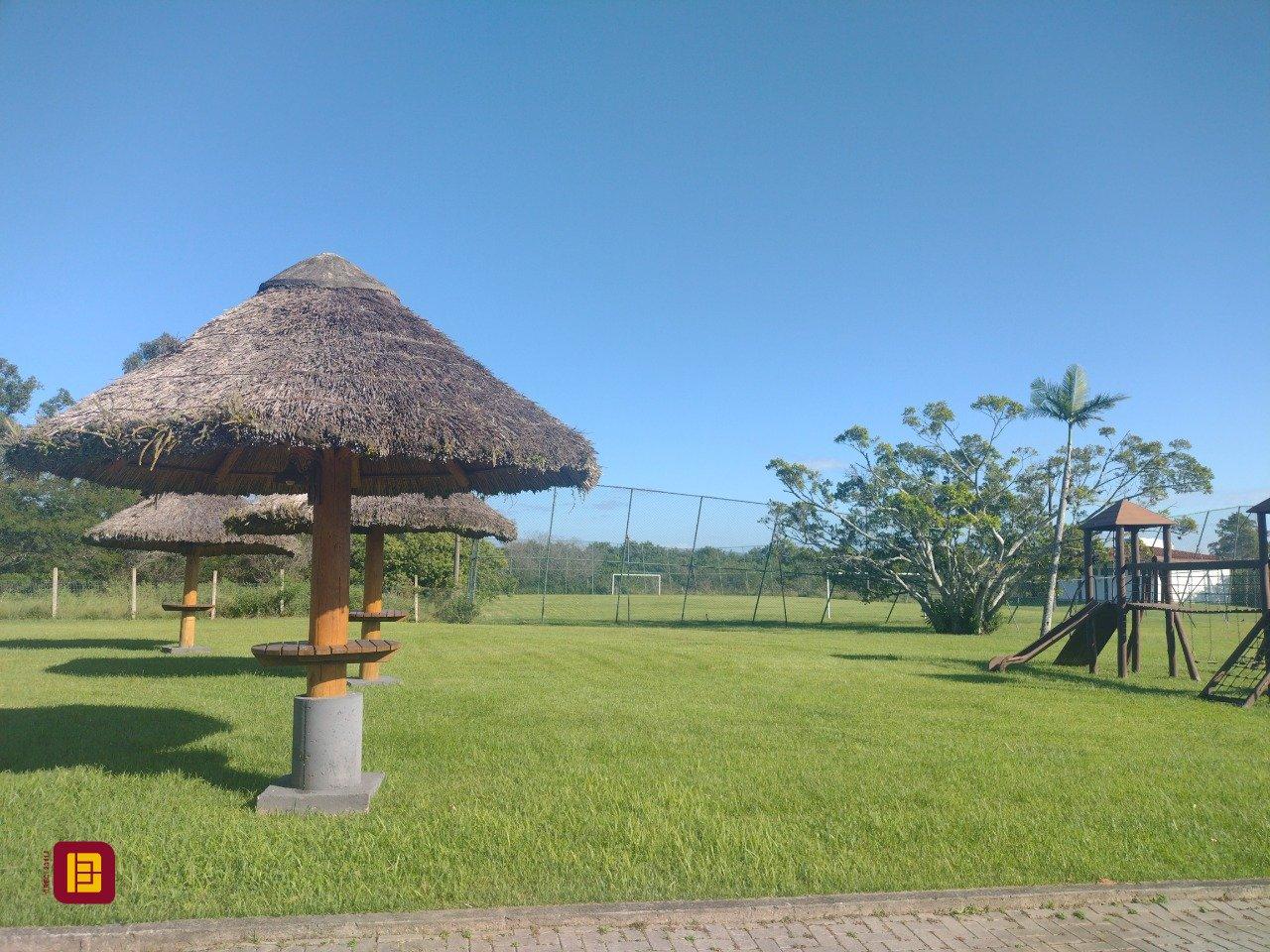 Terreno com 35000m², no bairro Ratones em Florianópolis