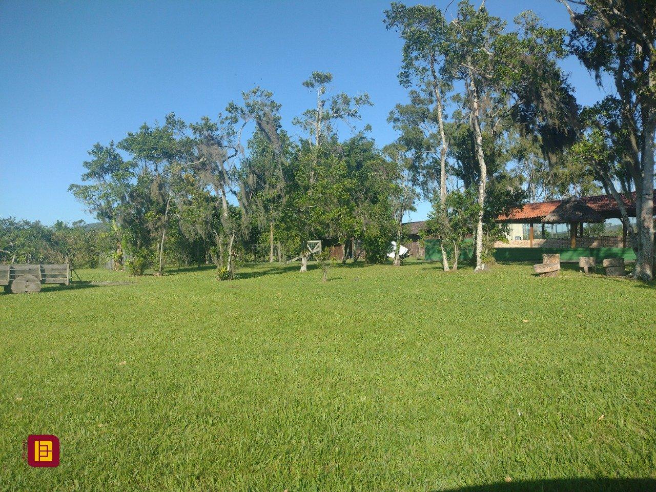Terreno com 35000m², no bairro Ratones em Florianópolis
