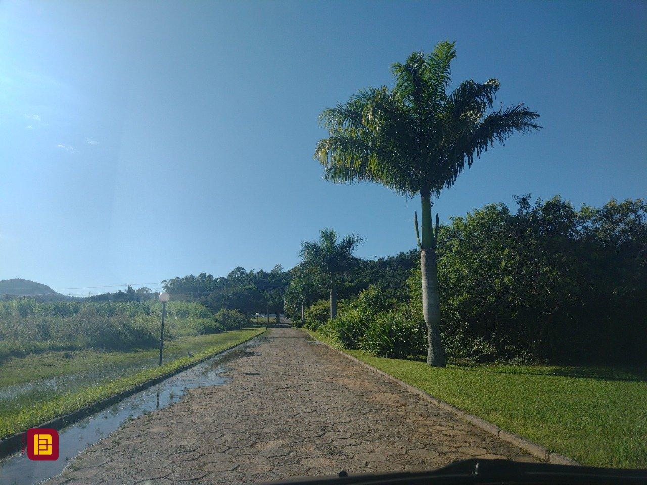 Terreno com 35000m², no bairro Ratones em Florianópolis