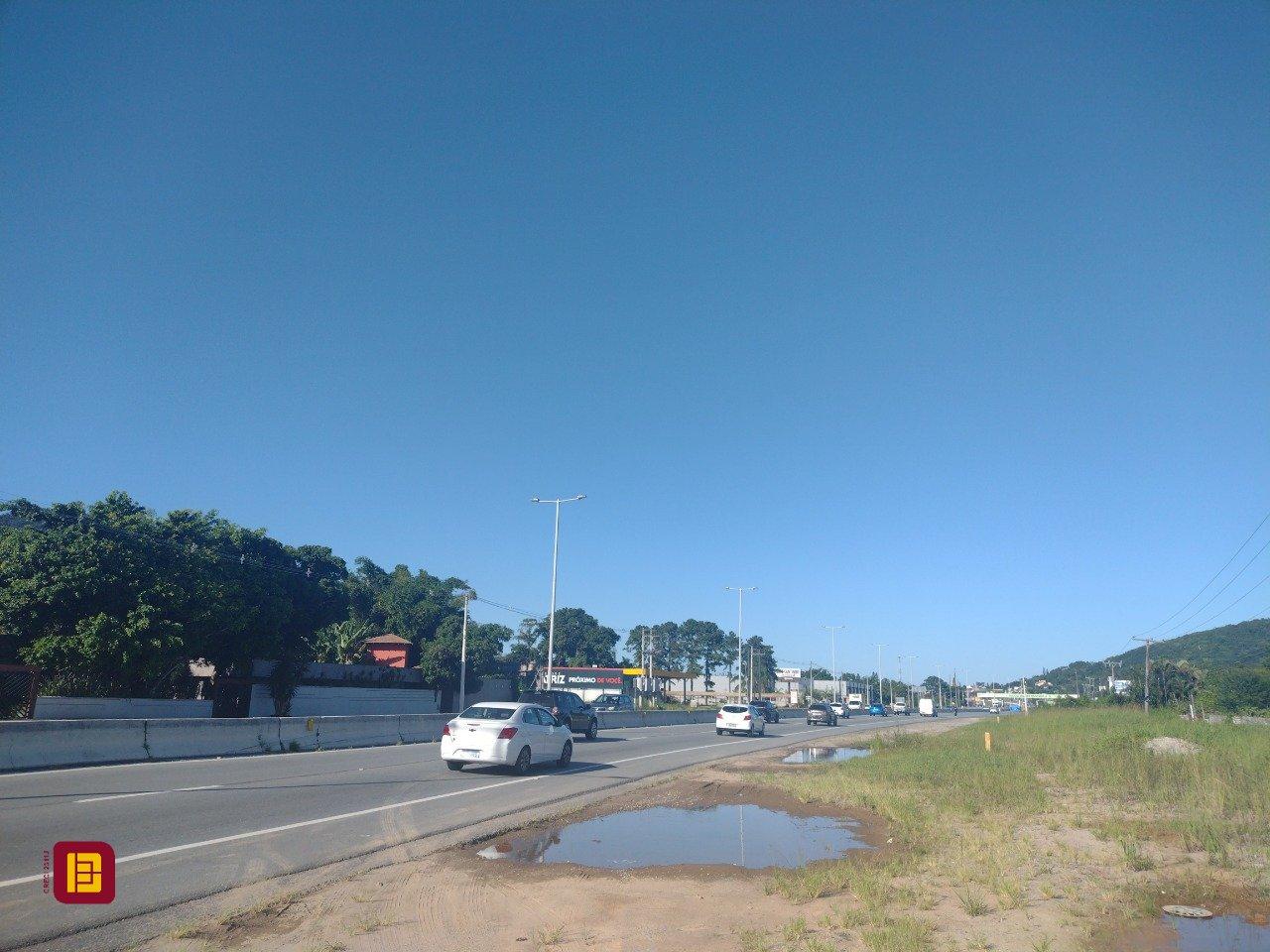 Terreno com 14987m², no bairro Santo Antônio de Lisboa em Florianópolis