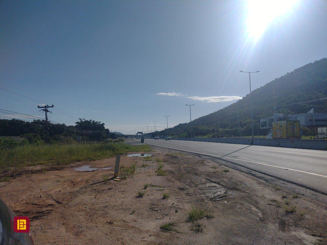 Terreno com 14987m², no bairro Santo Antônio de Lisboa em Florianópolis