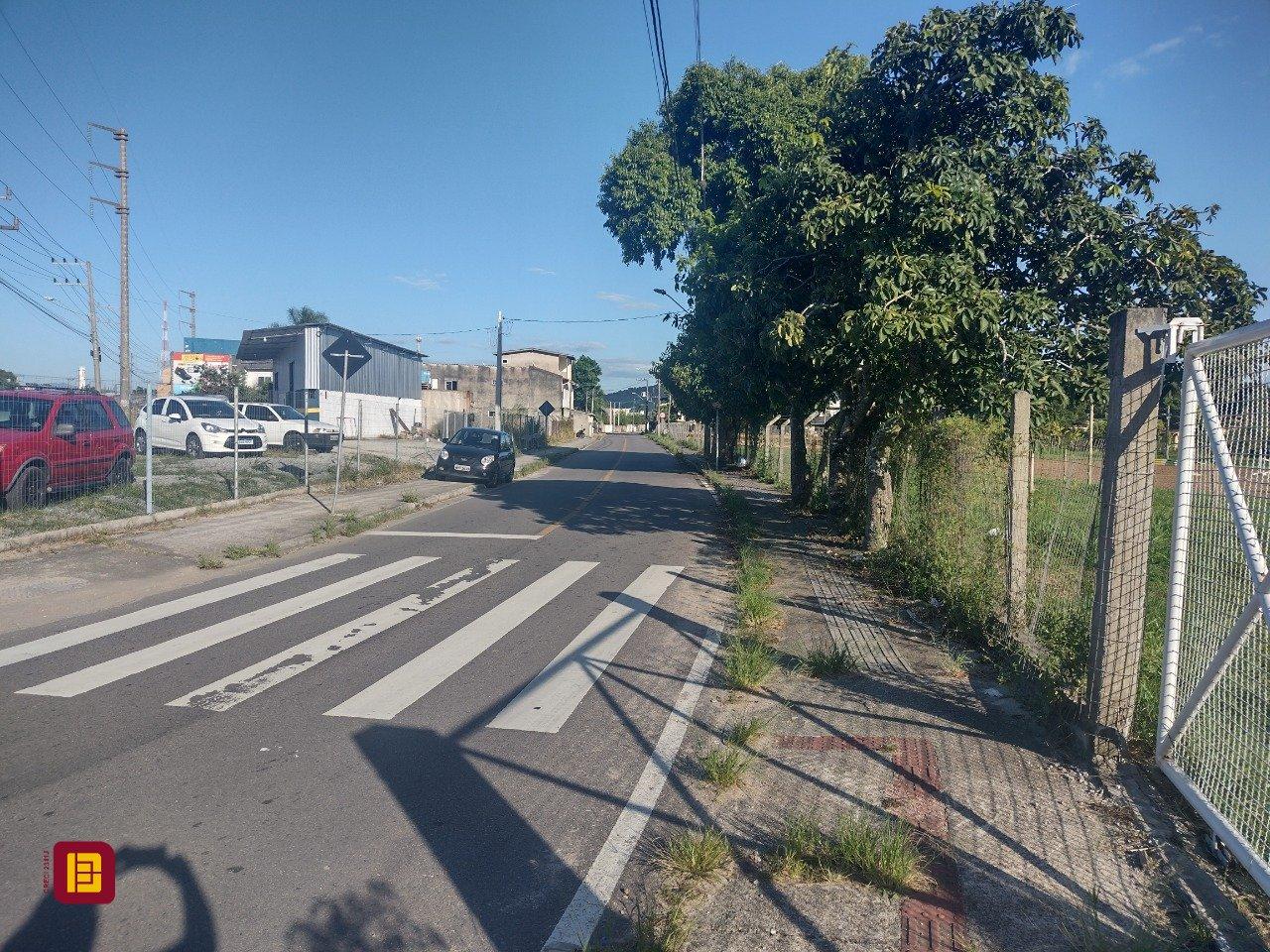 Terreno com 240000m², no bairro Vargem Grande em Florianópolis
