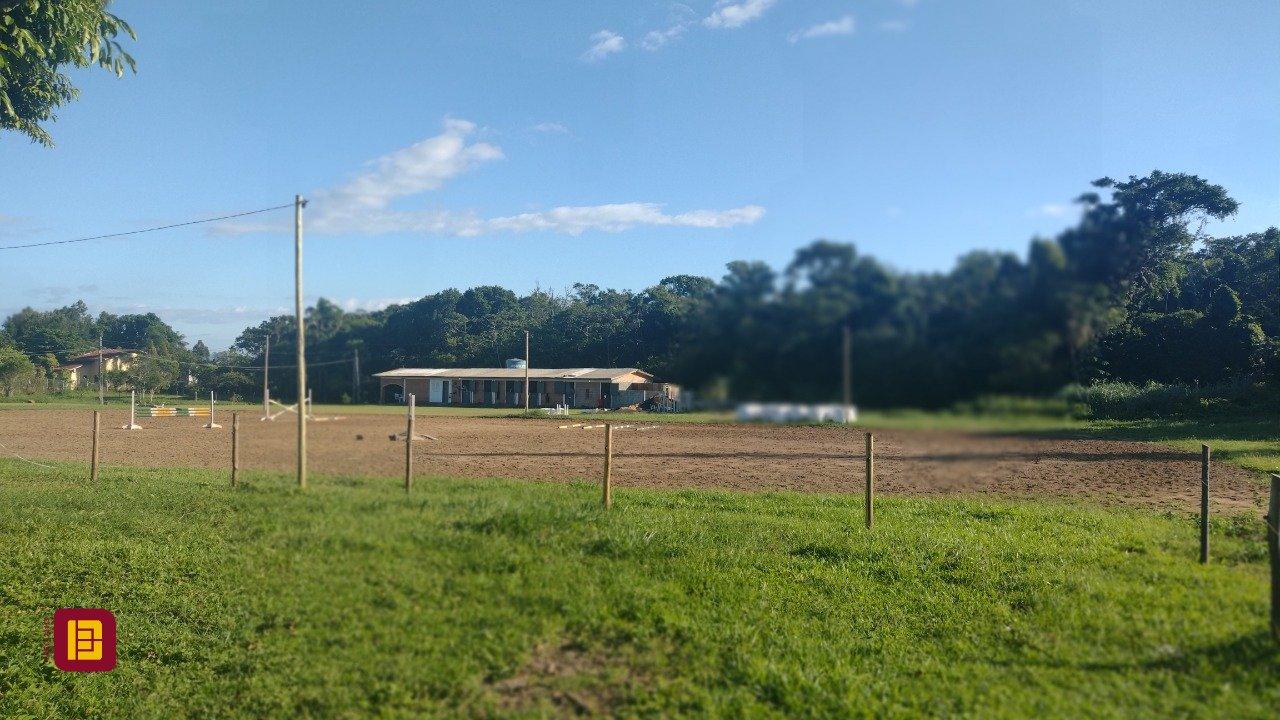 Terreno com 240000m², no bairro Vargem Grande em Florianópolis