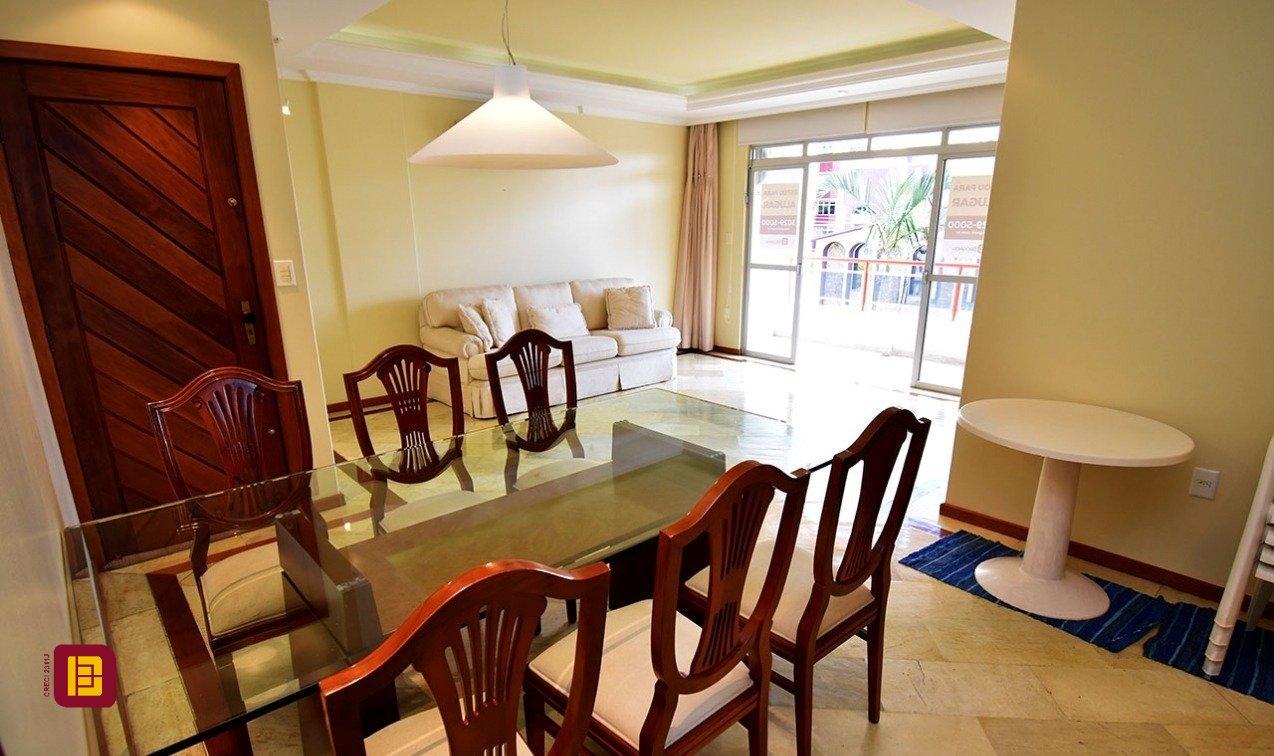 Apartamento com 143m², 5 quartos (sendo 1 suíte), 3 garagens, no bairro Balneário em Florianópolis