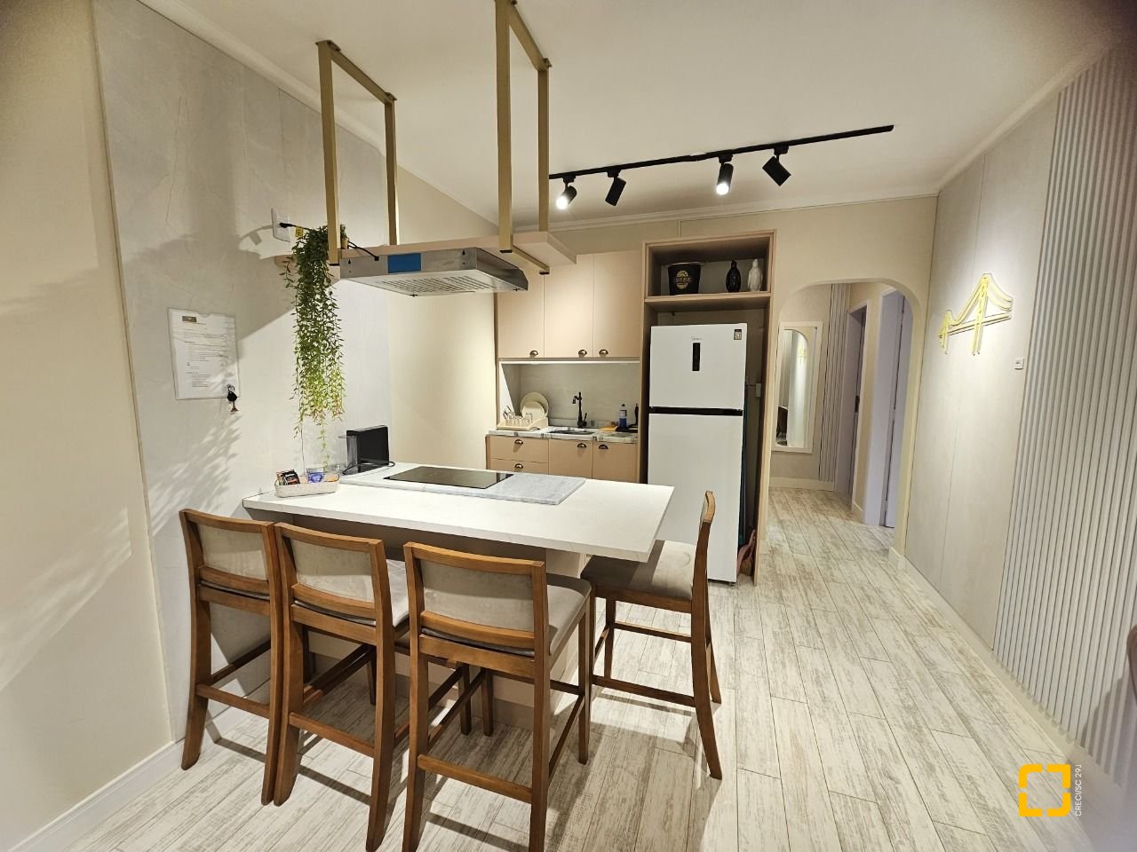 Apartamento com 99m², 3 quartos, no bairro Centro em Florianópolis