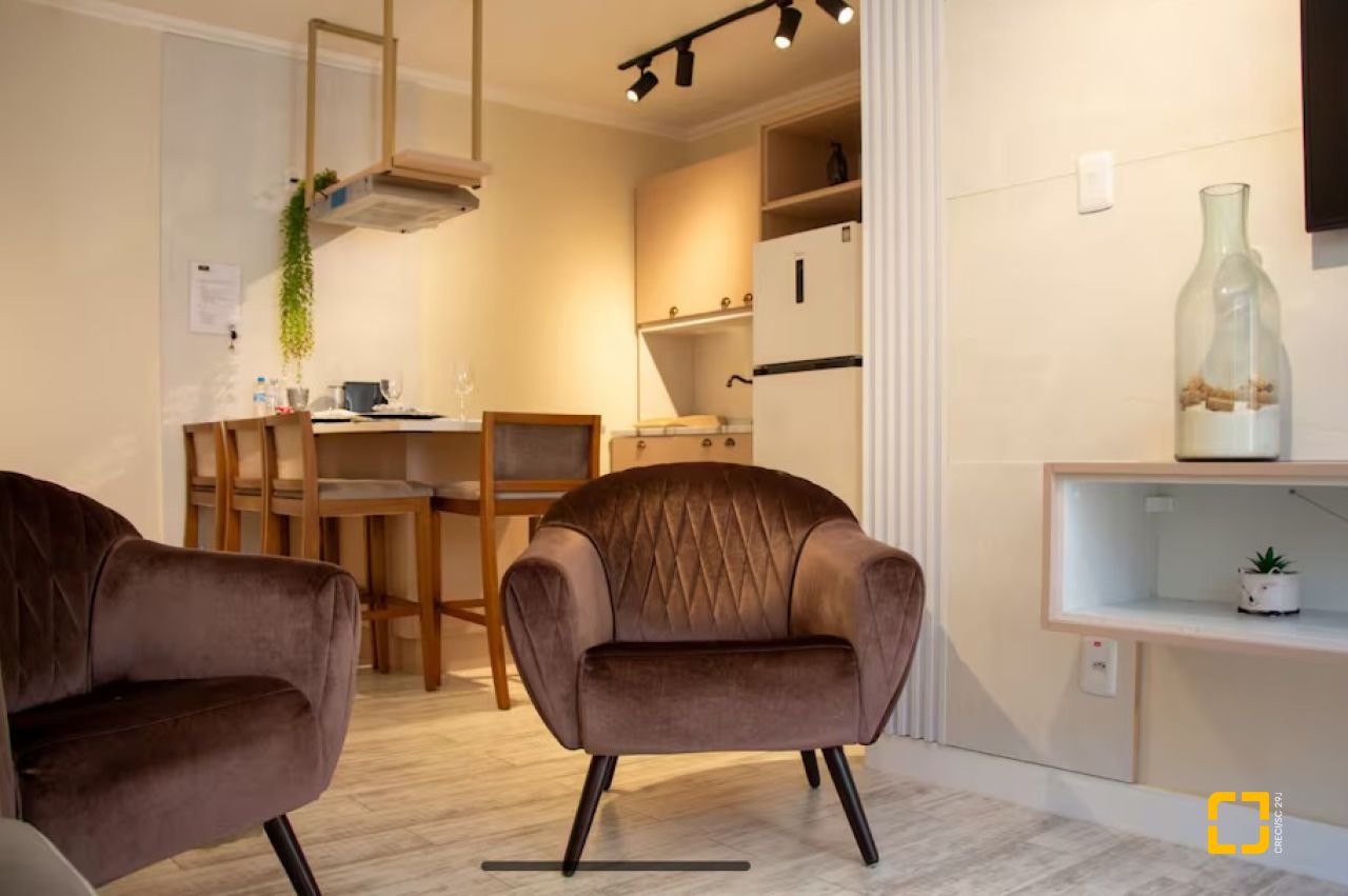 Apartamento com 99m², 3 quartos, no bairro Centro em Florianópolis
