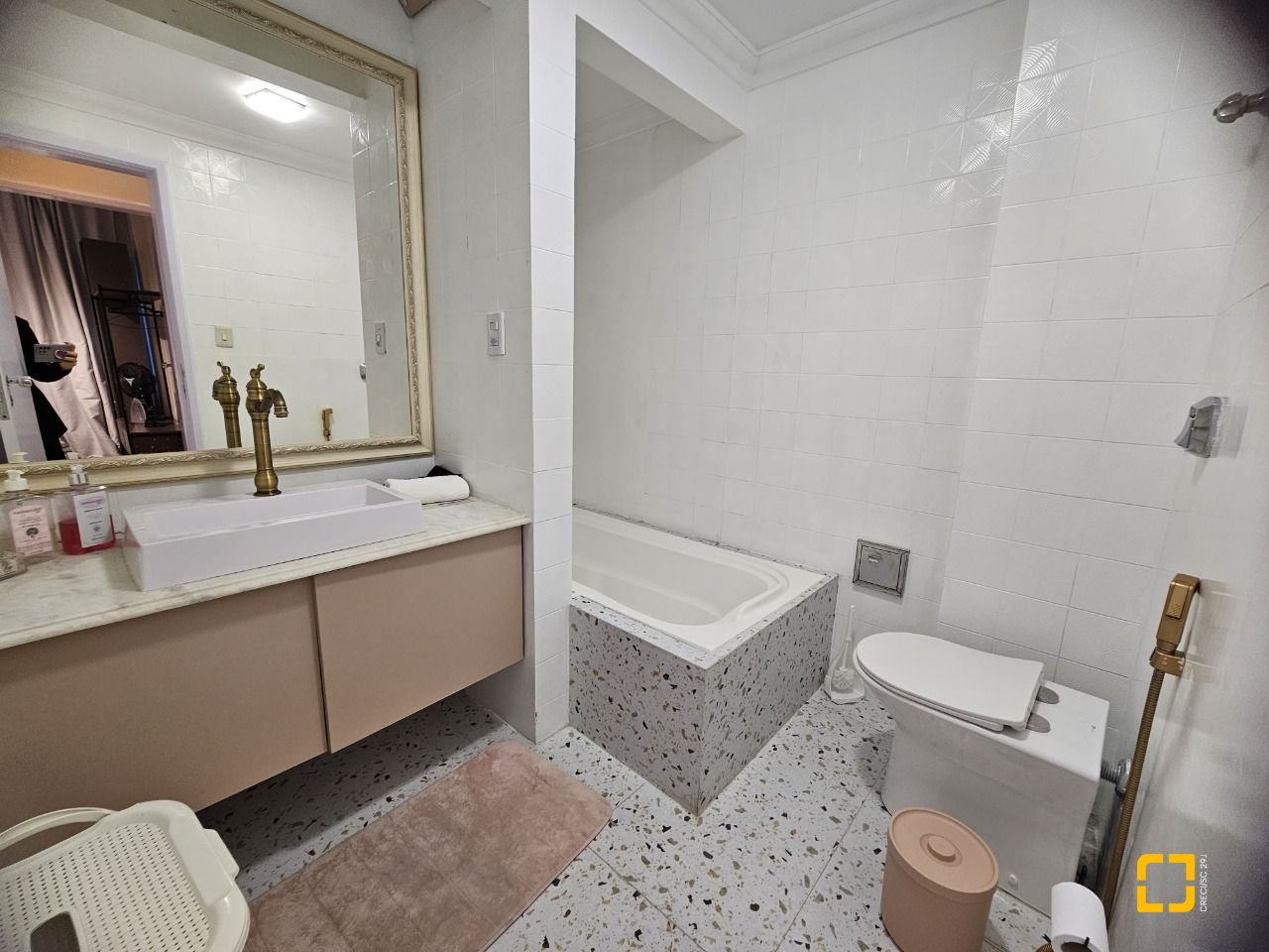 Apartamento com 99m², 3 quartos, no bairro Centro em Florianópolis