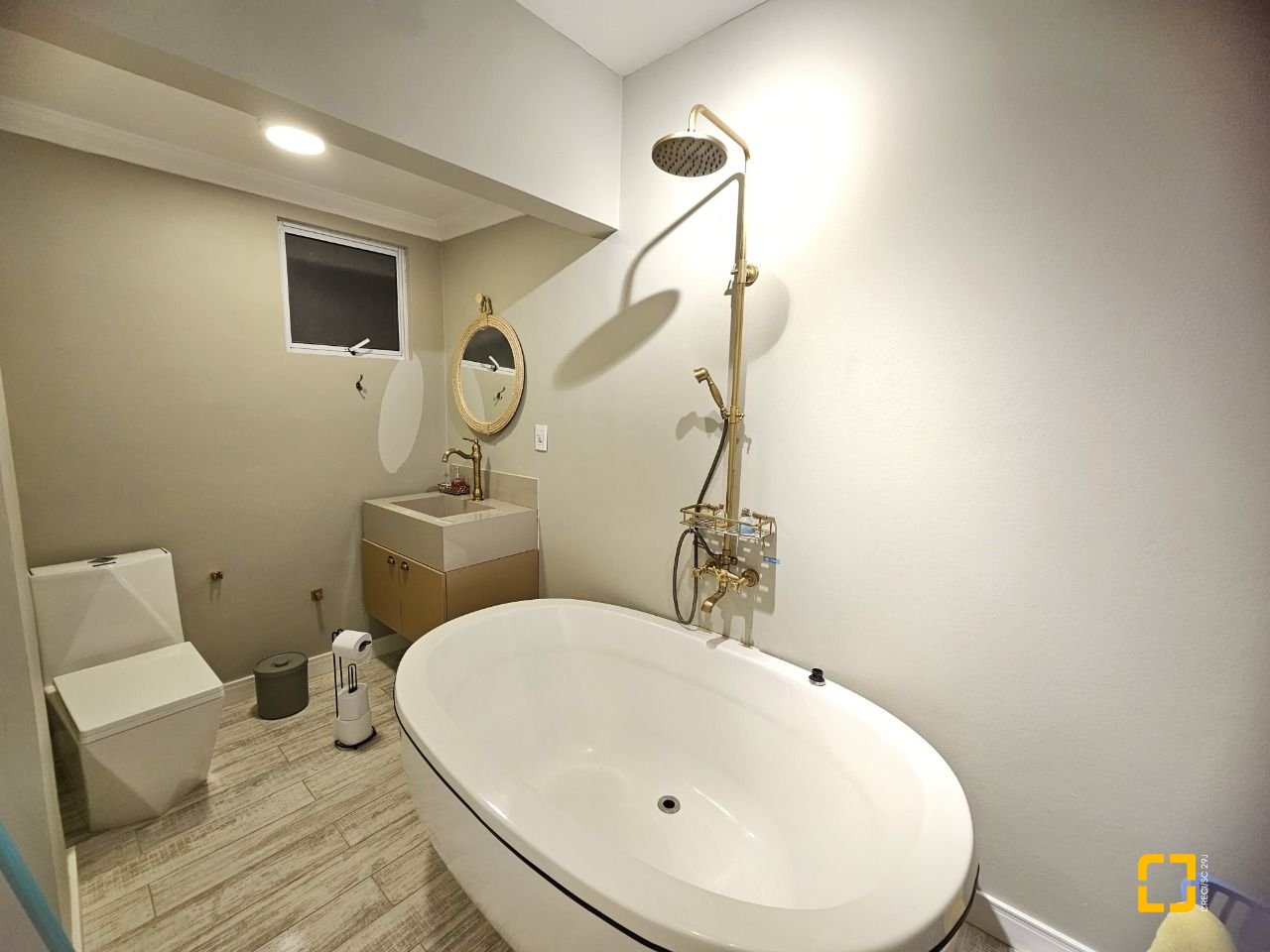 Apartamento com 99m², 3 quartos, no bairro Centro em Florianópolis