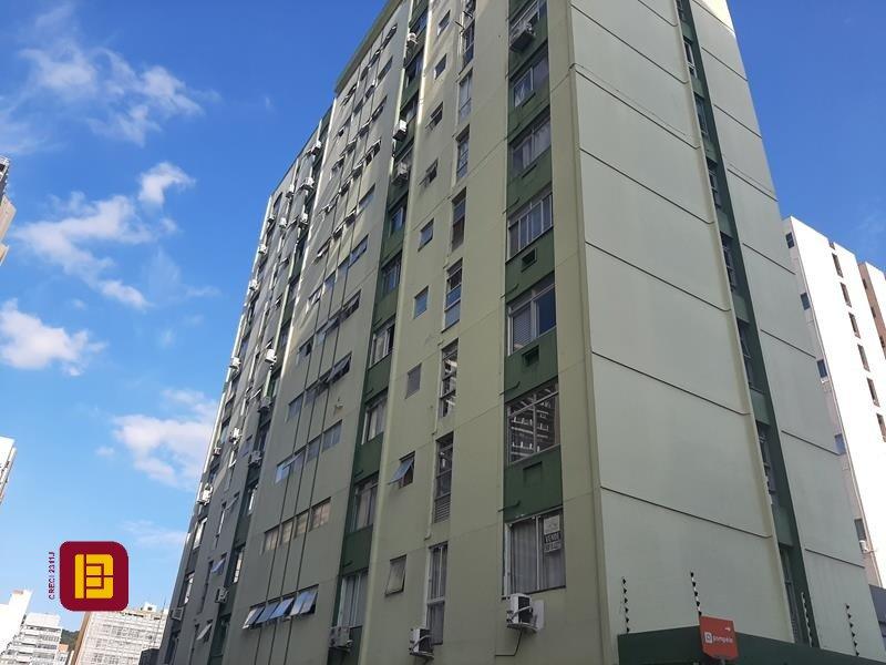 Apartamento com 54m², 2 quartos, no bairro Centro em Florianópolis