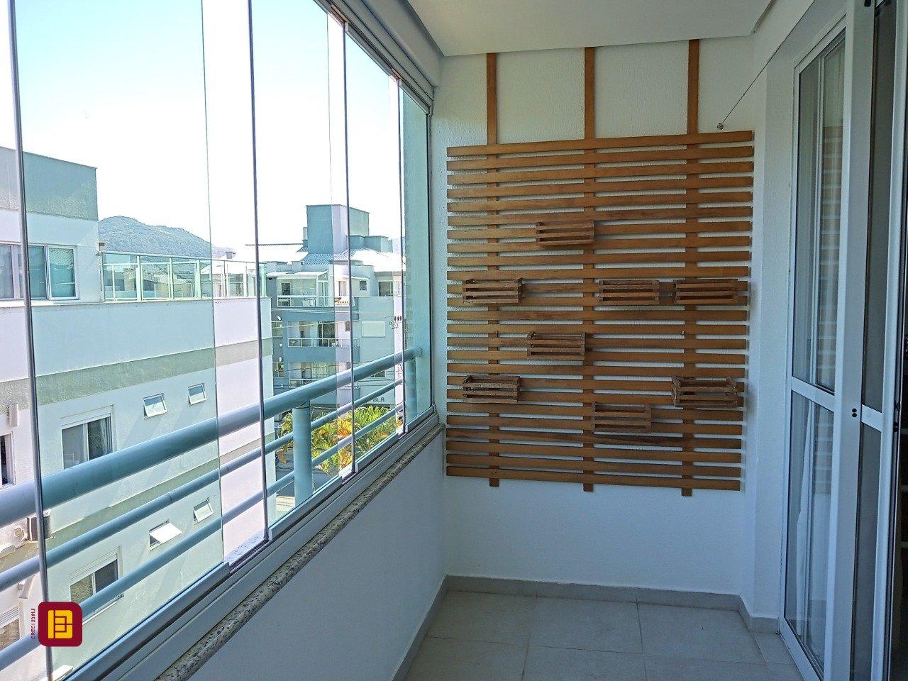 Cobertura com 205m², 4 quartos (sendo 1 suíte), 2 garagens, no bairro Ingleses em Florianópolis