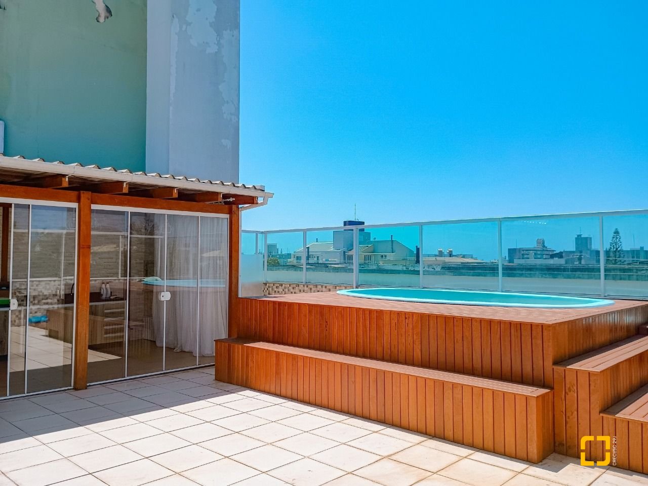 Cobertura com 205m², 4 quartos (sendo 1 suíte), 2 garagens, no bairro Ingleses em Florianópolis