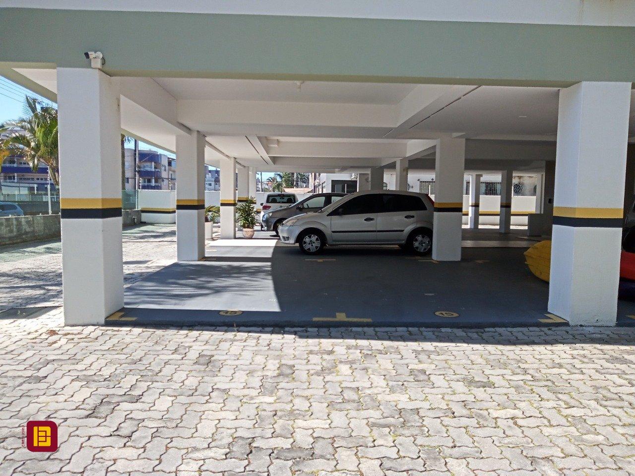 Cobertura com 205m², 4 quartos (sendo 1 suíte), 2 garagens, no bairro Ingleses em Florianópolis