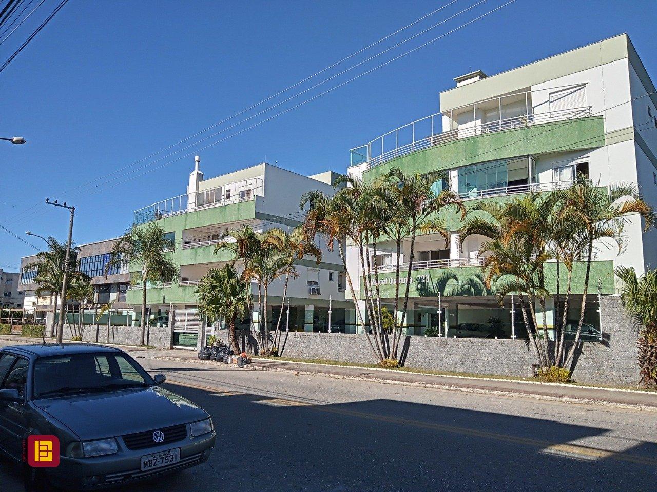 Cobertura com 205m², 4 quartos (sendo 1 suíte), 2 garagens, no bairro Ingleses em Florianópolis