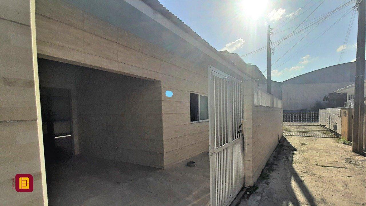 Casa com 68m², 3 quartos, 1 garagem, no bairro Ponte do Imaruim em Palhoça