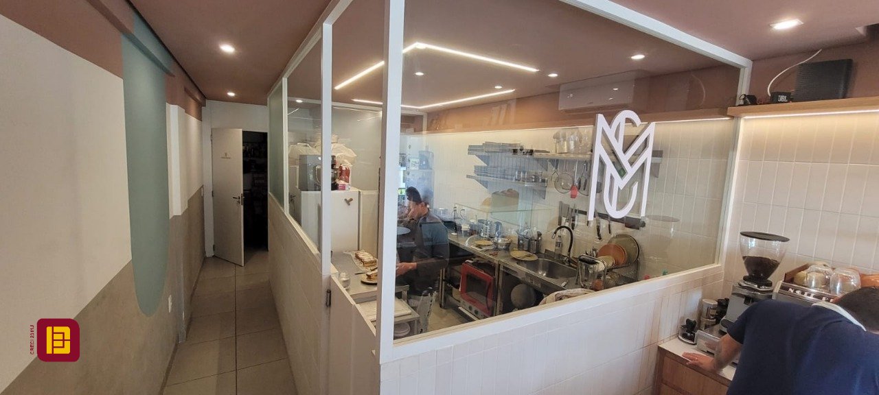 Loja com 44m², no bairro Trindade em Florianópolis