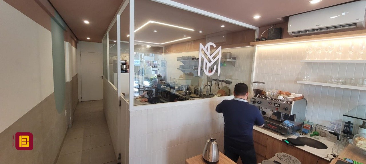Loja com 44m², no bairro Trindade em Florianópolis