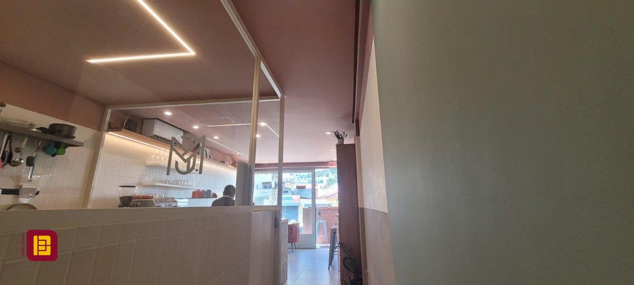 Loja com 44m², no bairro Trindade em Florianópolis