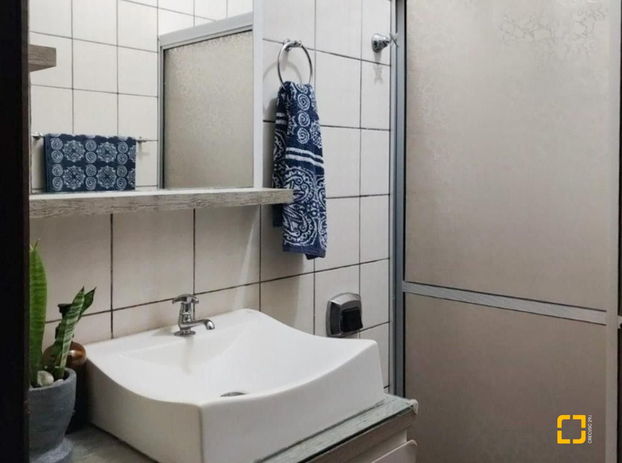 Casa com 200m², 6 quartos (sendo 1 suíte), 3 garagens, no bairro Lagoa da Conceição em Florianópolis
